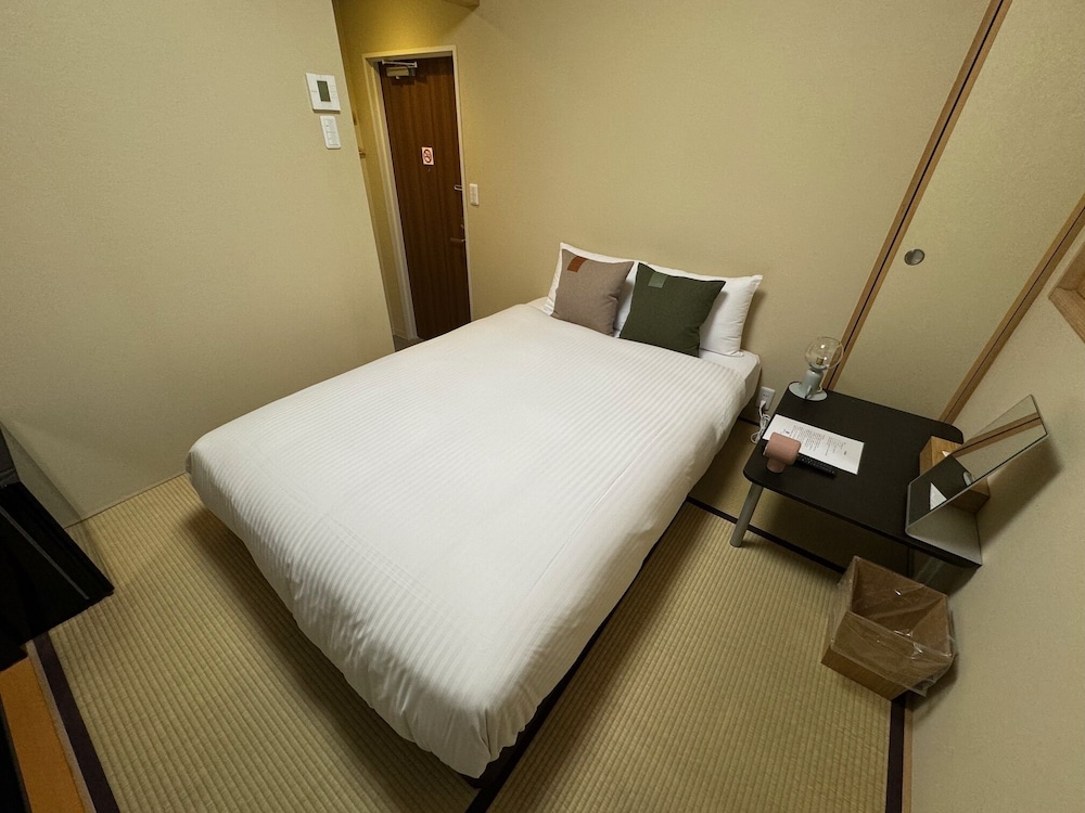 R HOTEL-THE ATELIER SHINSAIBASHI EAST 大阪