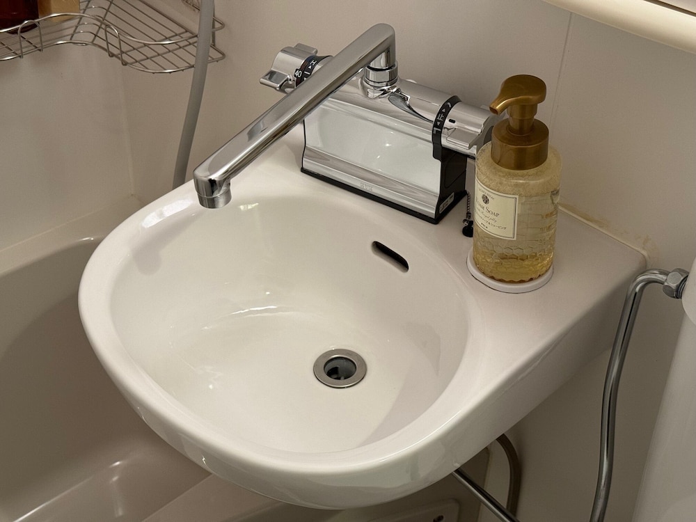 R HOTEL-THE ATELIER SHINSAIBASHI EAST 大阪
