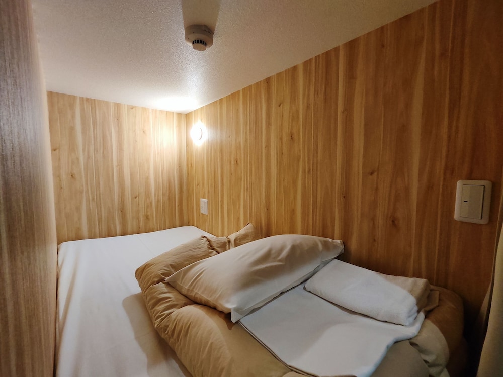 KOREGA!HOSTEL OSAKA NAMBA - ホステル 大阪
