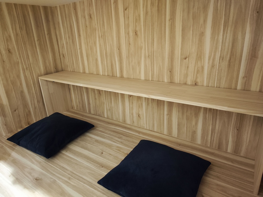 KOREGA!HOSTEL OSAKA NAMBA - ホステル 大阪