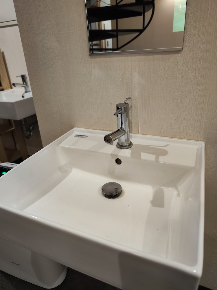 KOREGA!HOSTEL OSAKA NAMBA - ホステル 大阪