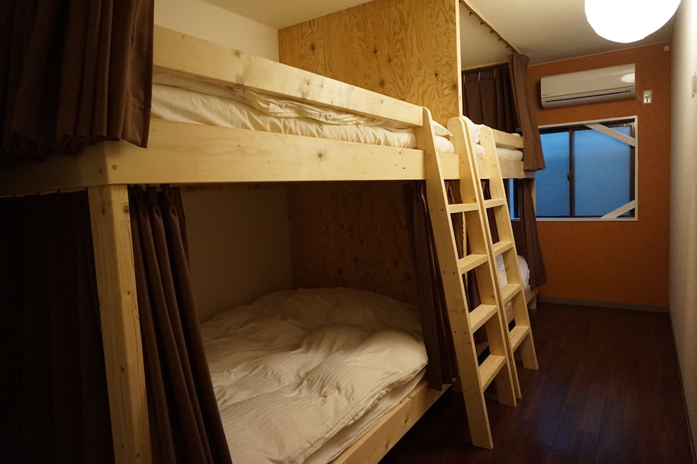 UNI HOSTEL 大阪