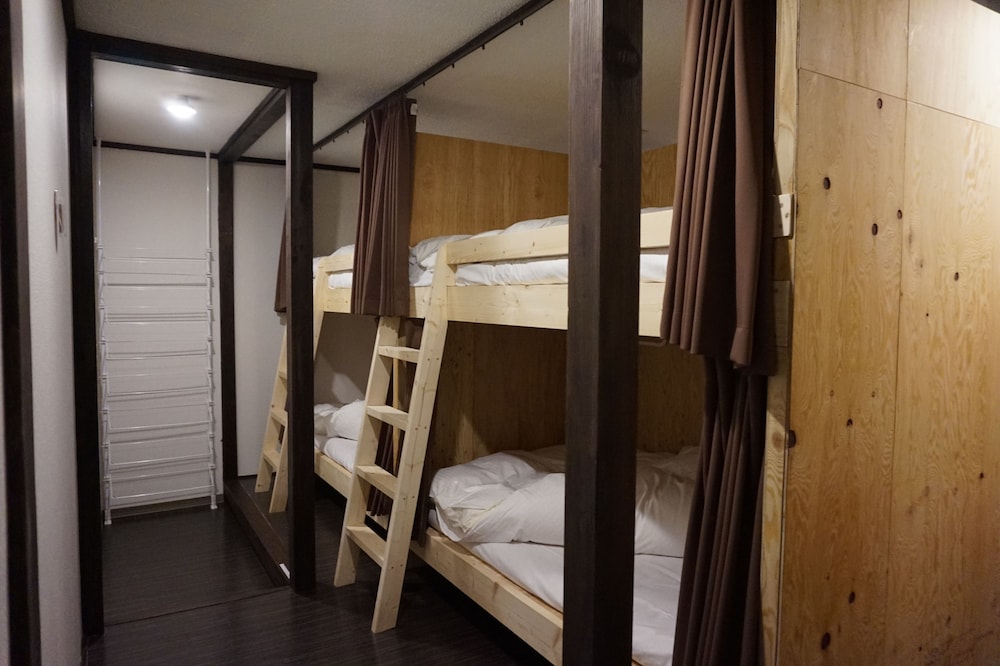 UNI HOSTEL 大阪