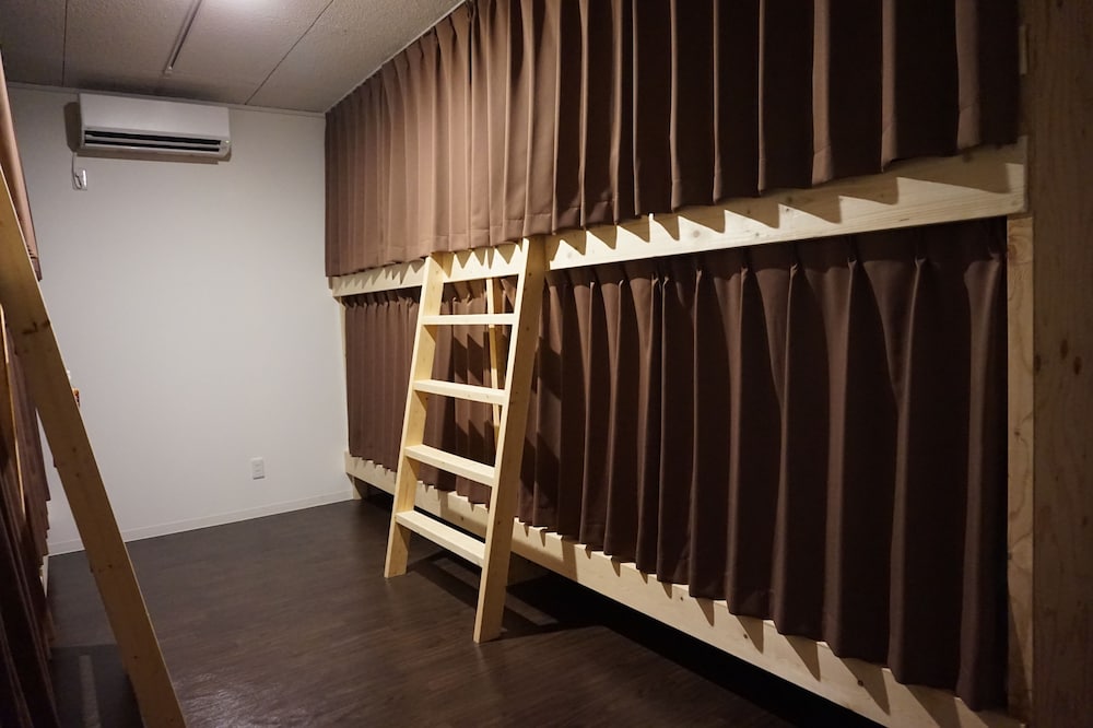 UNI HOSTEL 大阪
