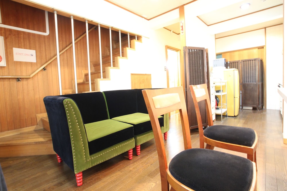 HOSTEL CASA AMBROSIA 大阪