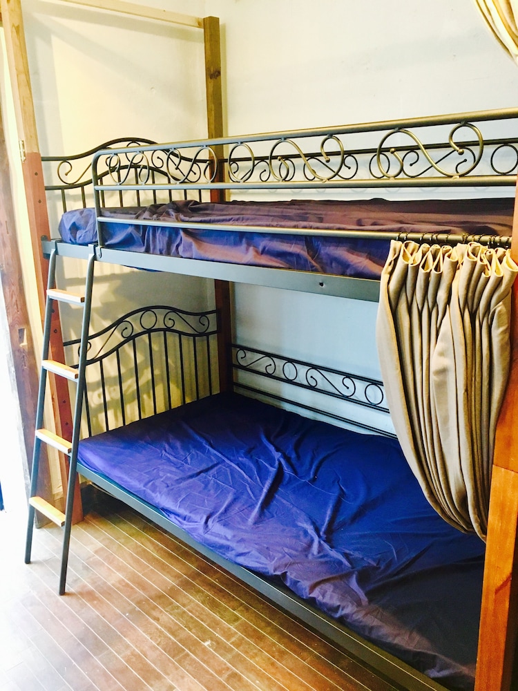 HOSTEL CASA AMBROSIA 大阪