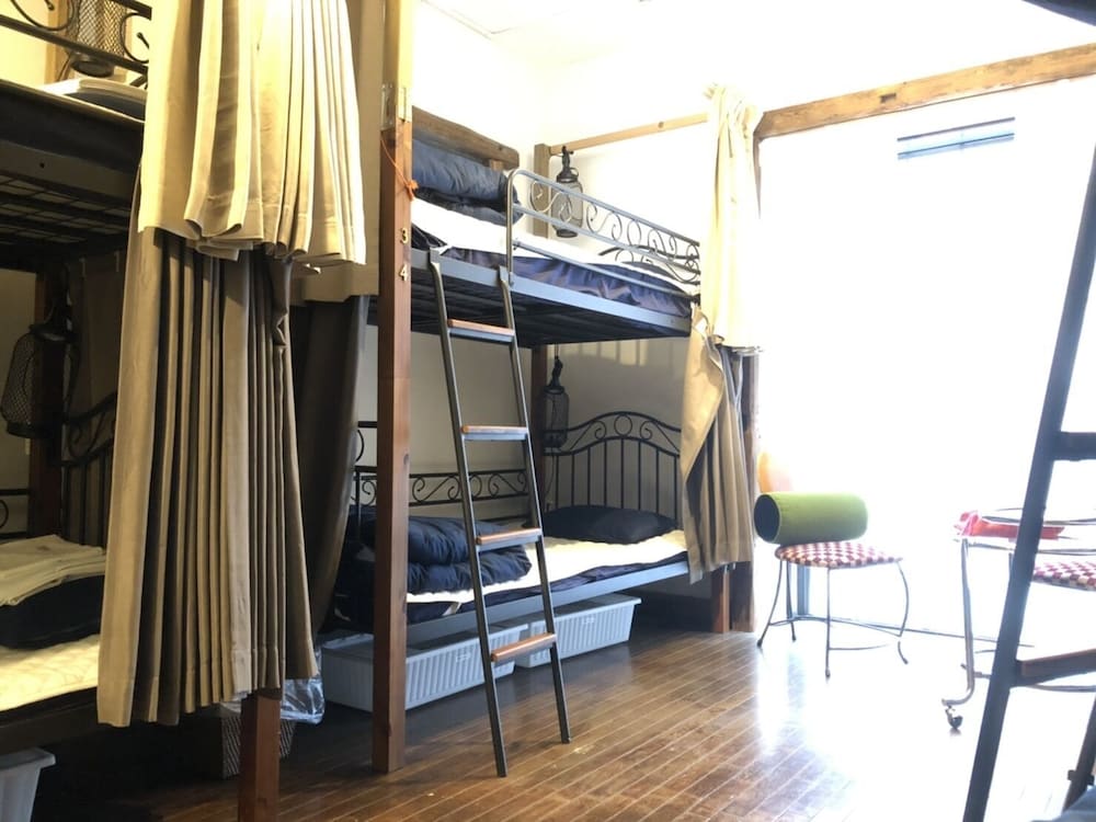 HOSTEL CASA AMBROSIA 大阪