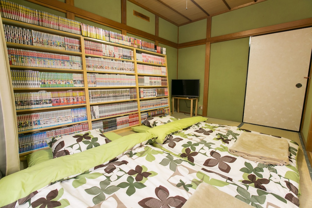 エアログハウス - COMIC INN - 大阪