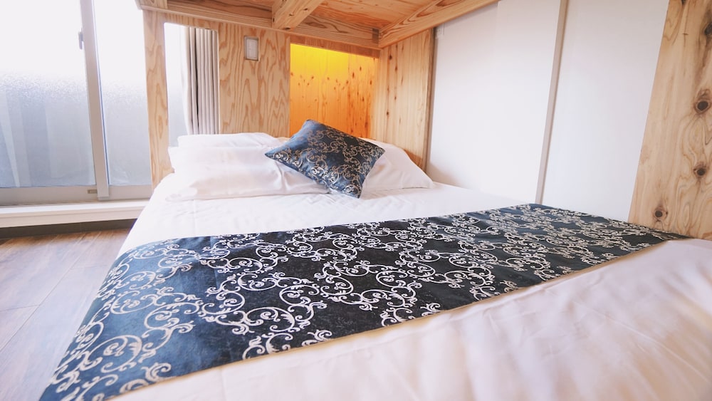 POLY HOSTEL OSAKA 大阪