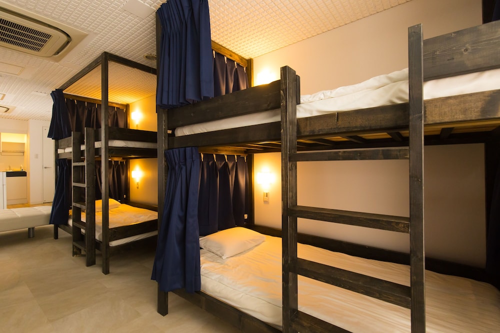 TRIBE HOTEL 7F 大阪