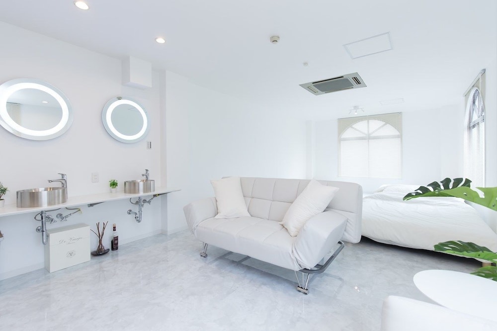 TRIBE HOTEL 5F 大阪