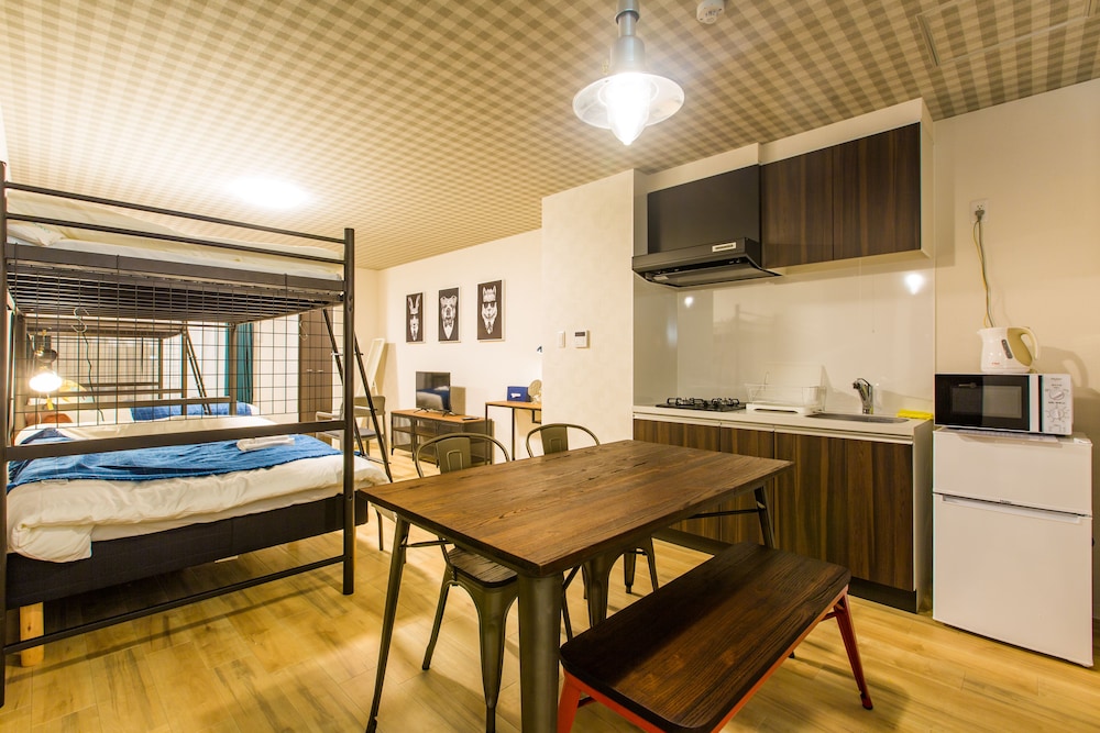 SKY LIVING NAMBA 大阪