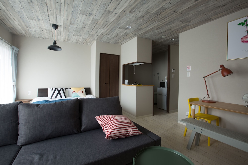 SKY LIVING NAMBA 大阪
