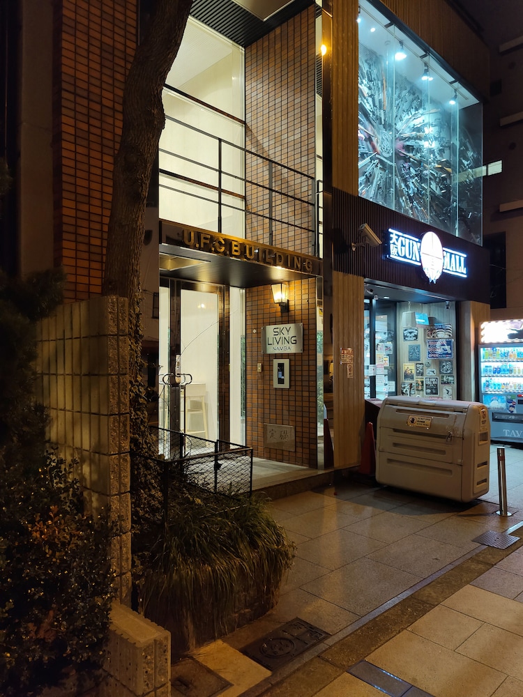 SKY LIVING NAMBA 大阪