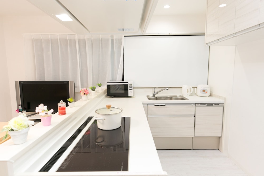 OSAKA HIGOBASHI SUITE ROOM 301 大阪