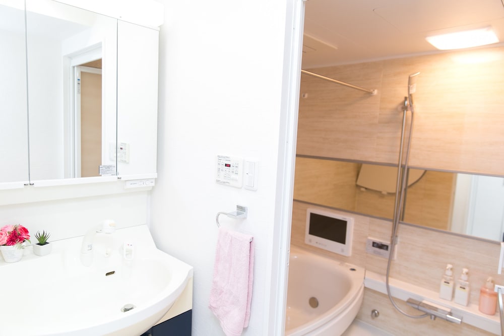 OSAKA HIGOBASHI SUITE ROOM 301 大阪