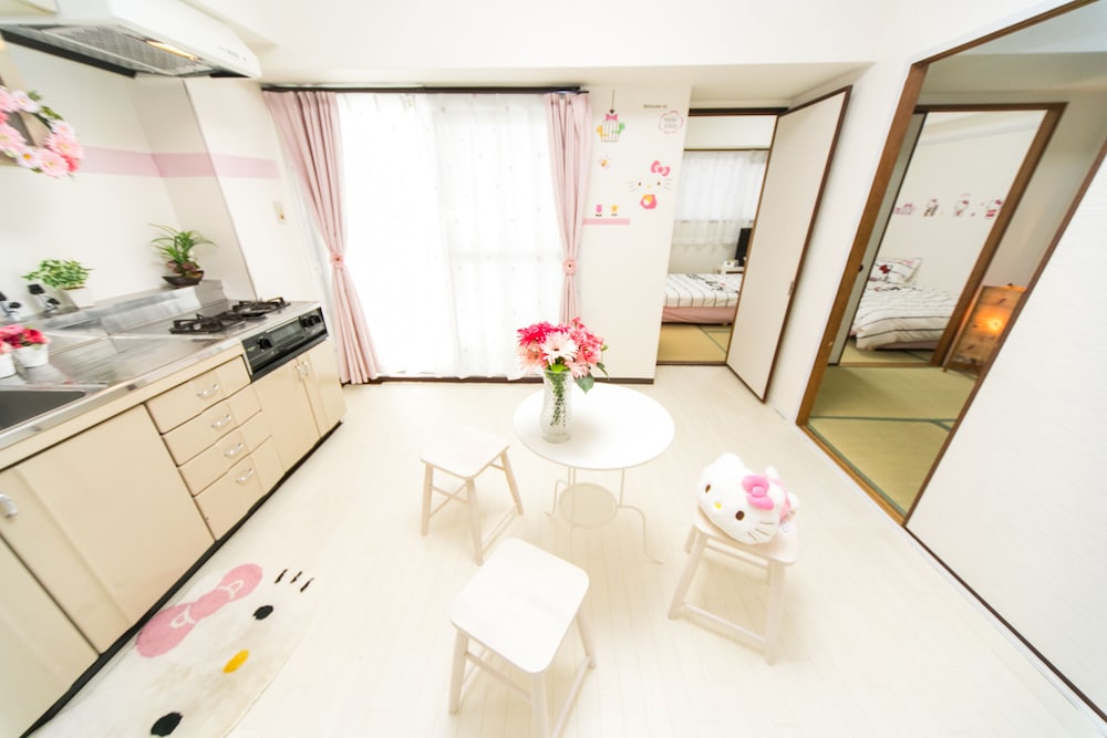 UNIVERSAL ROOM 大阪