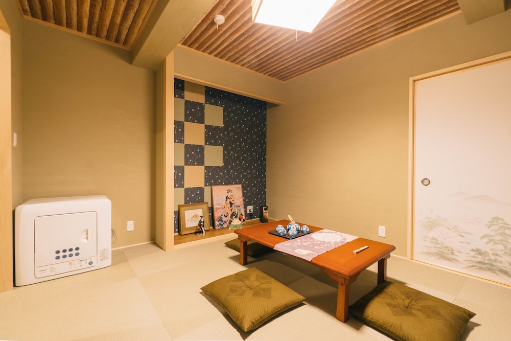 映 HOUSE 大阪