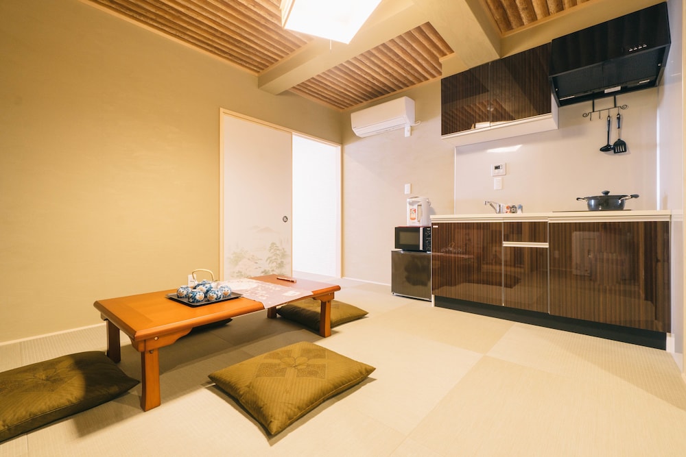 映 HOUSE 大阪