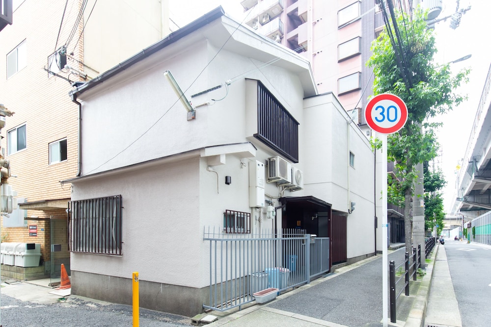 ワカバ荘 大阪