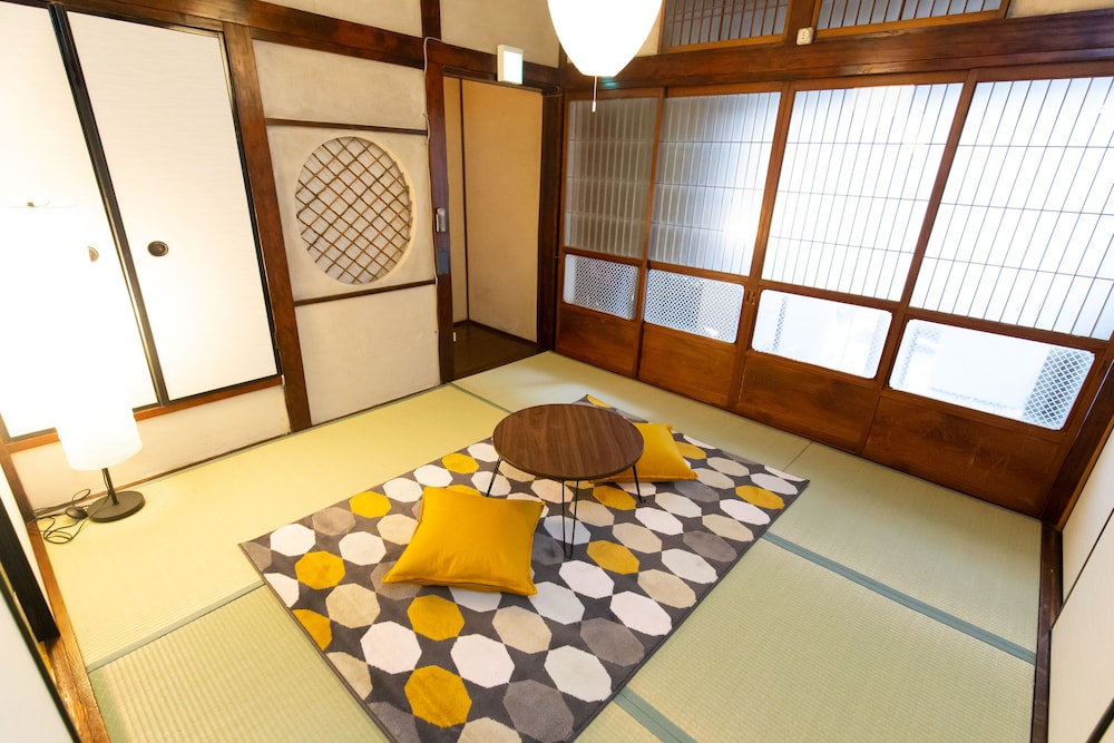 ワカバ荘 大阪