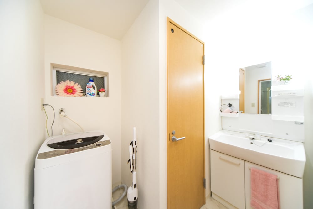 DOTONBORI NIPPONBASHI LARGE ROOM M2 大阪