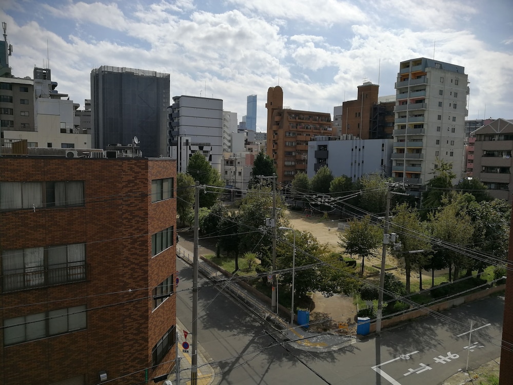 ベース大阪 大阪