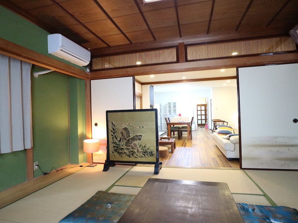 ベース大阪 大阪