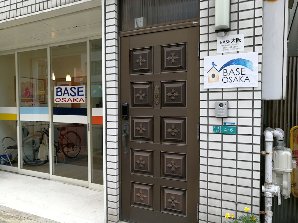 ベース大阪 大阪