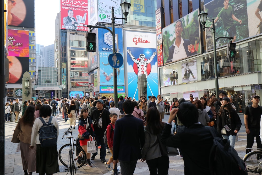 ベース大阪 大阪