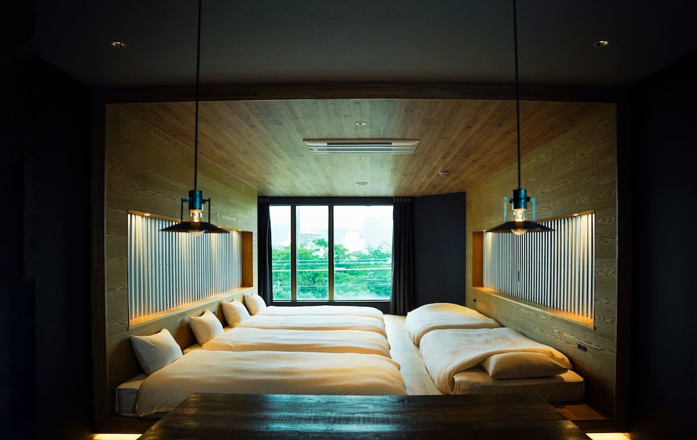 SEKAI HOTEL FUSE 大阪