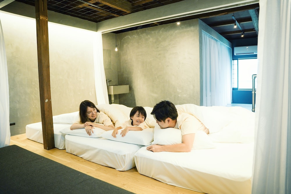 SEKAI HOTEL FUSE 大阪