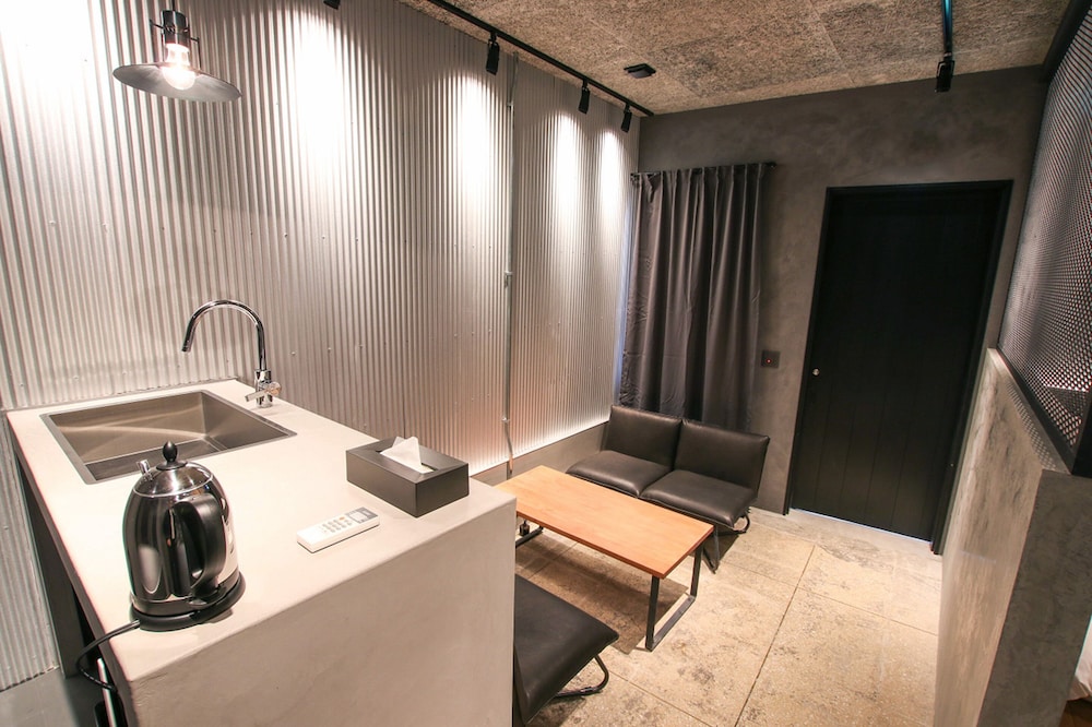 SEKAI HOTEL FUSE 大阪