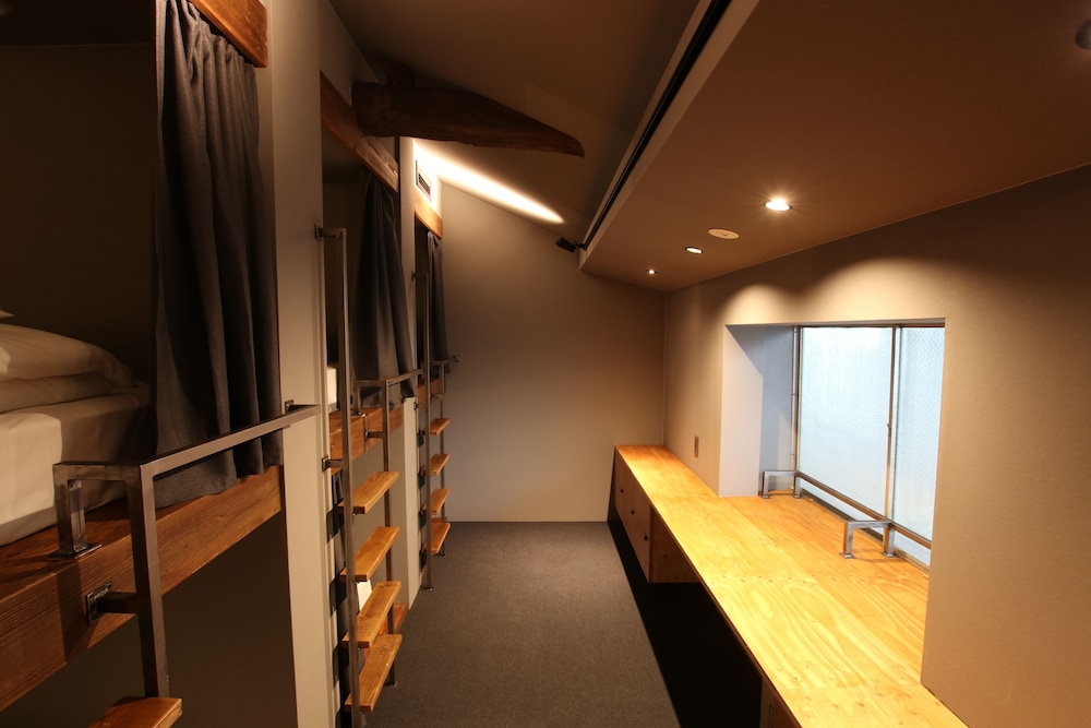 SEKAI HOTEL FUSE 大阪