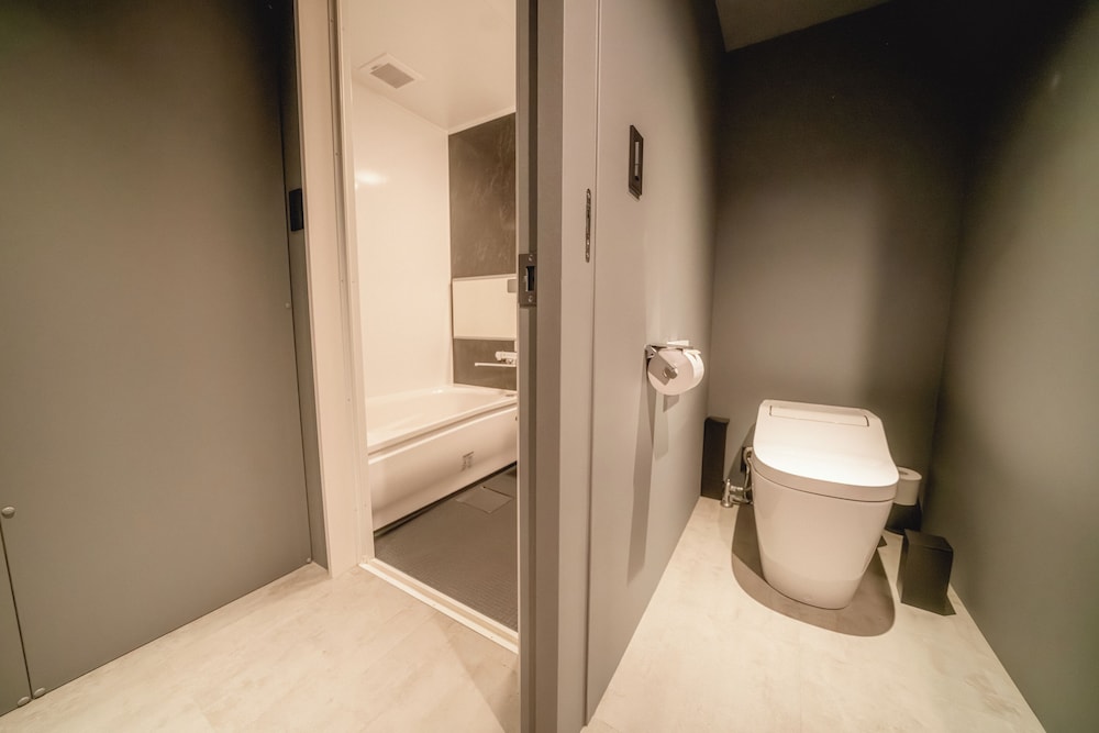 SEKAI HOTEL DEEP OSAKA EXPERIENCE - ホステル 大阪