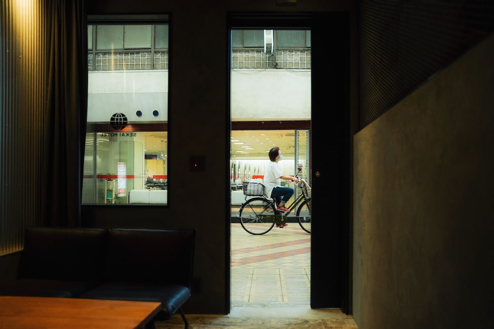 SEKAI HOTEL DEEP OSAKA EXPERIENCE - ホステル 大阪