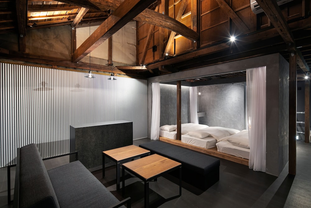 SEKAI HOTEL FUSE 大阪
