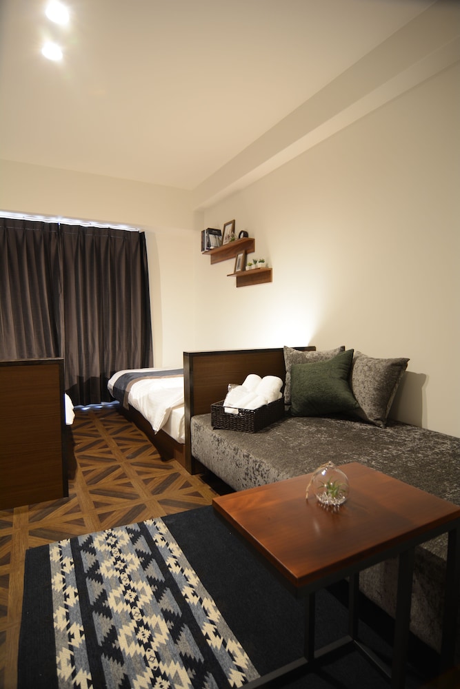 E-STAY EBISU 大阪