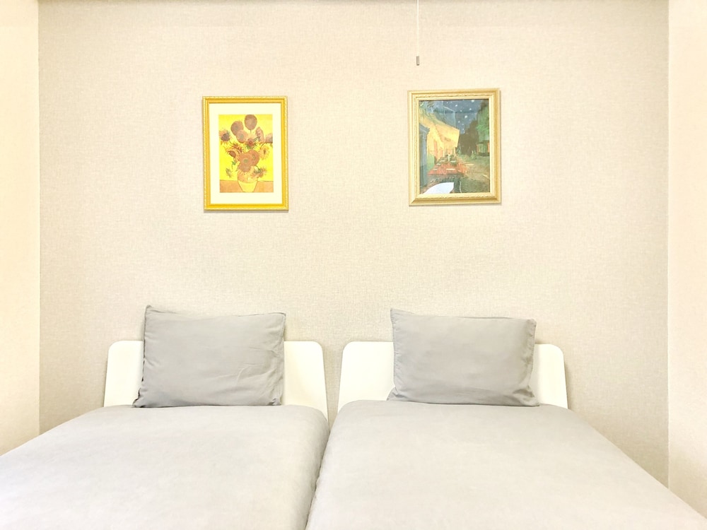 NEAR NAMBA HOMEY ROOM 大阪