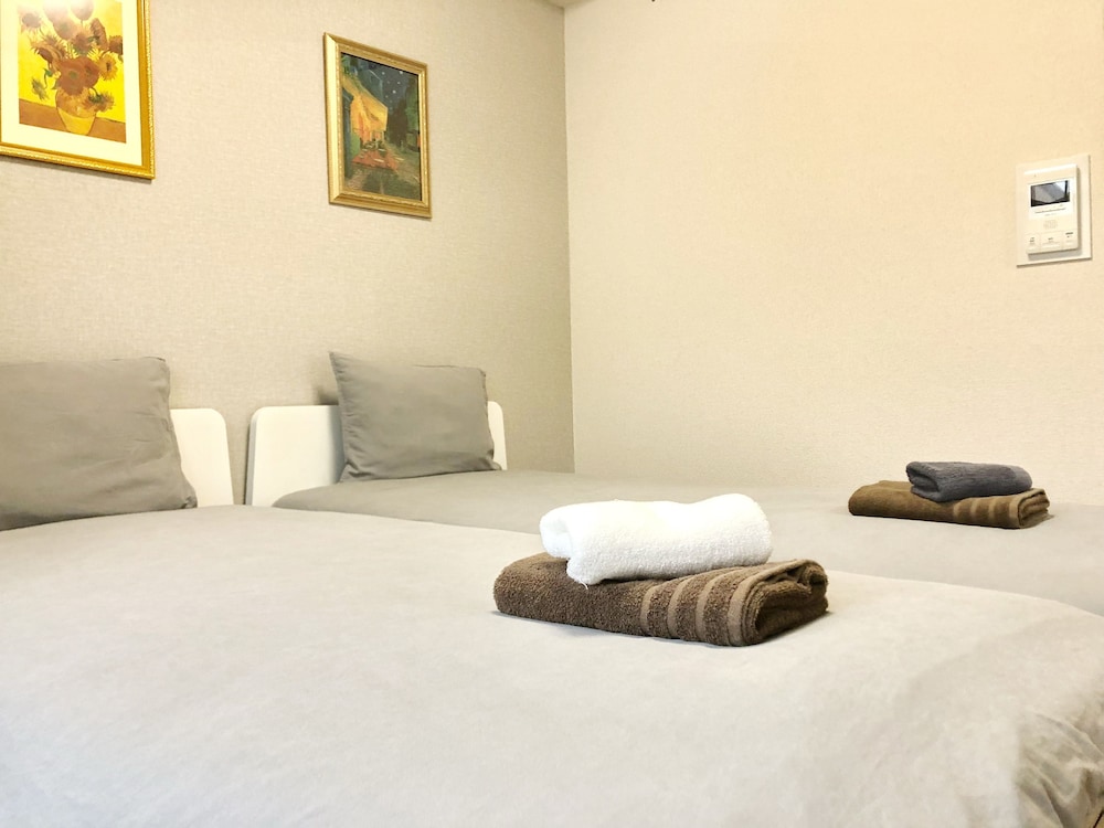 NEAR NAMBA HOMEY ROOM 大阪