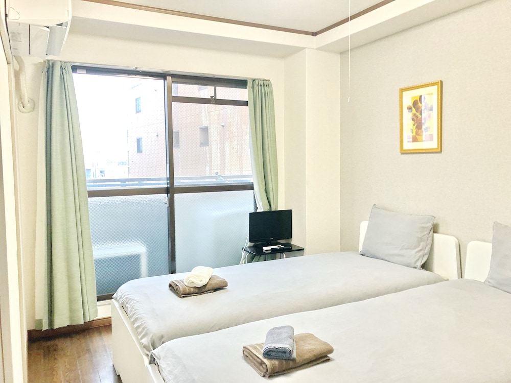 NEAR NAMBA HOMEY ROOM 大阪