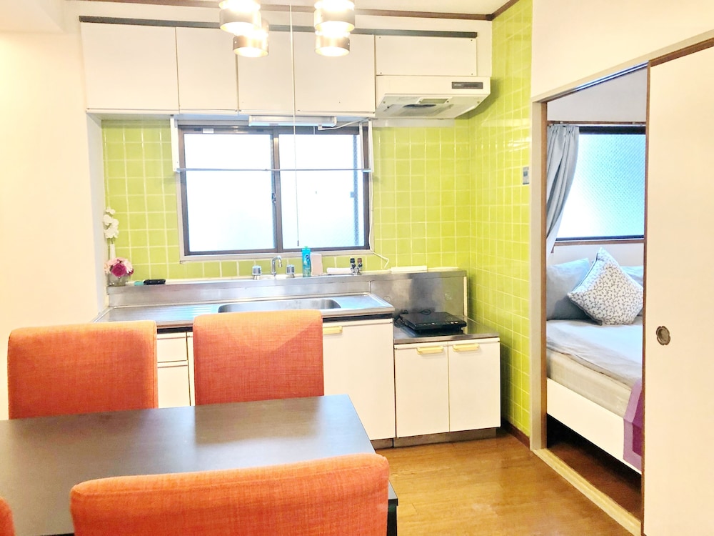 NEAR NAMBA HOMEY ROOM 大阪