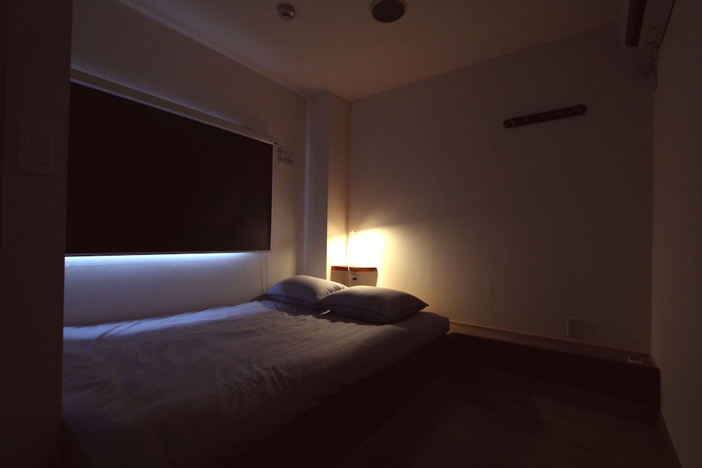 I OSAKA HOUSE 大阪