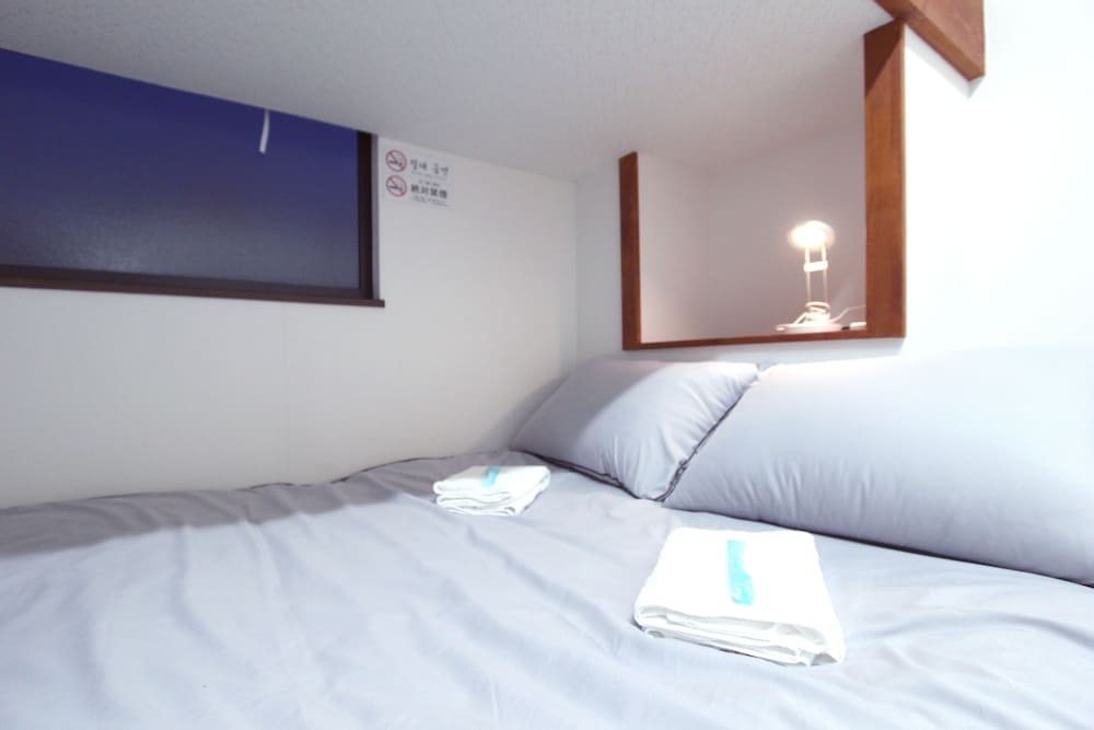 I OSAKA HOUSE 大阪