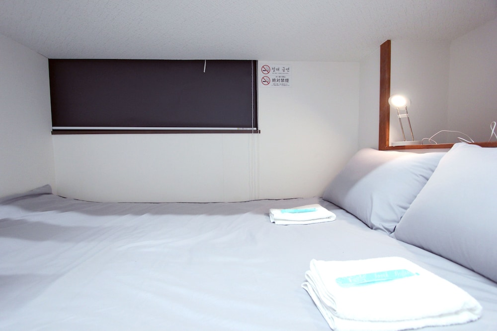 I OSAKA HOUSE 大阪
