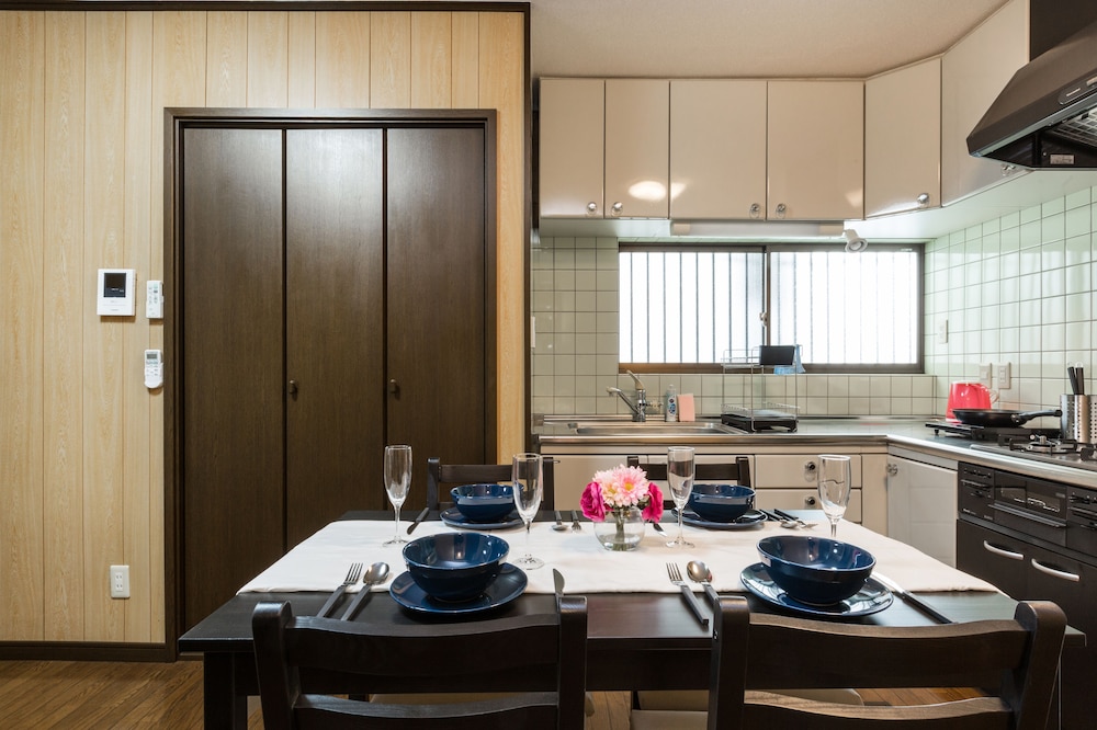 NEAR TENNOJI PRIVATE HOME 大阪