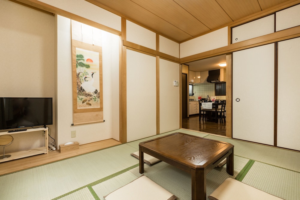 NEAR TENNOJI PRIVATE HOME 大阪