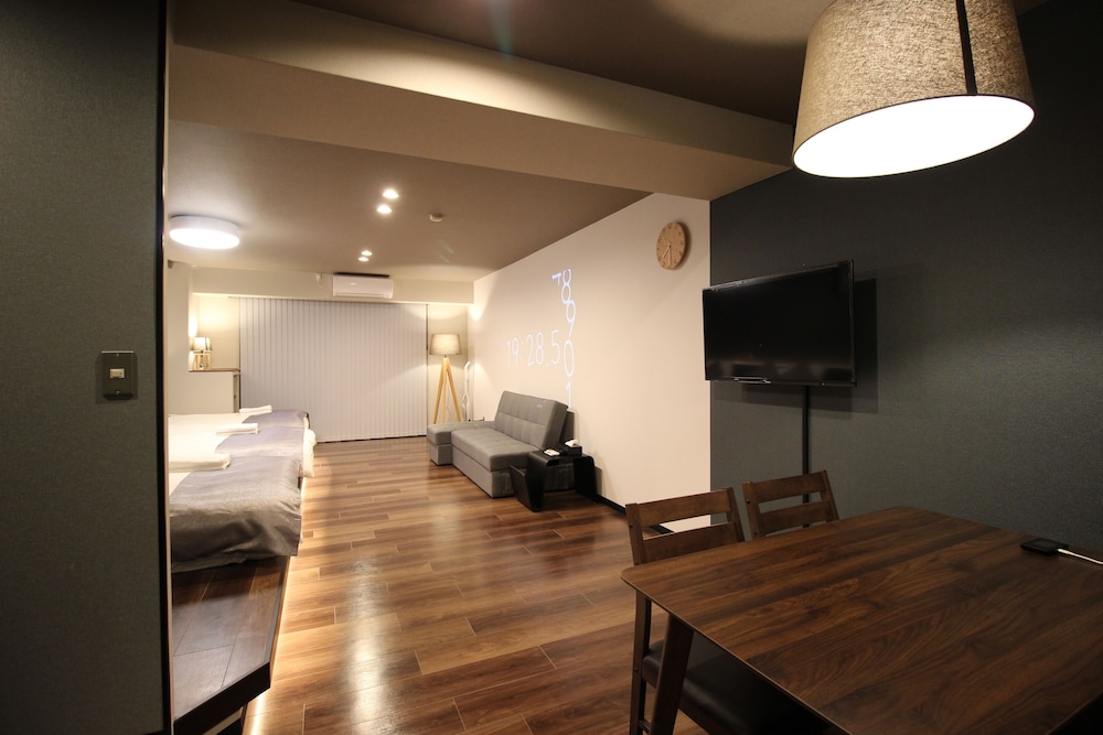 PRECIOSO UMEDA 大阪