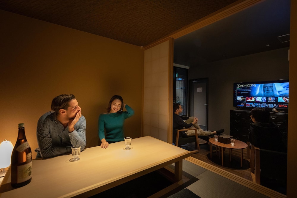 今昔荘 大阪 道頓堀 -寄合・書肆・合薬屋 大阪