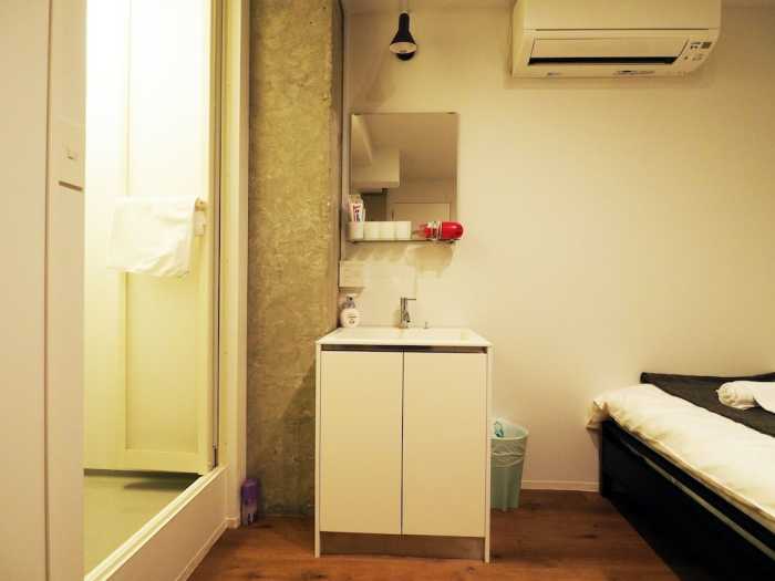 YEAH ROOM NAMBA 大阪